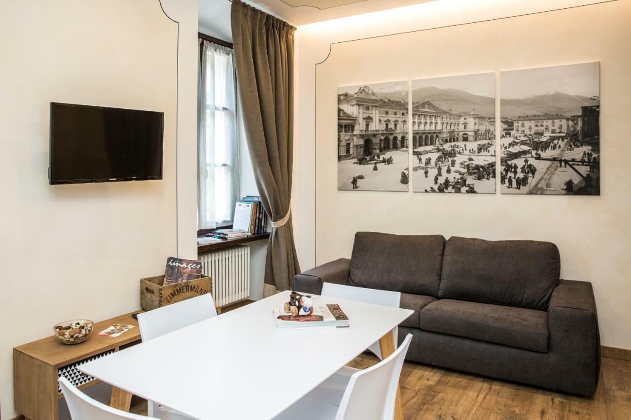 Inn Aosta - La Piazza Экстерьер фото